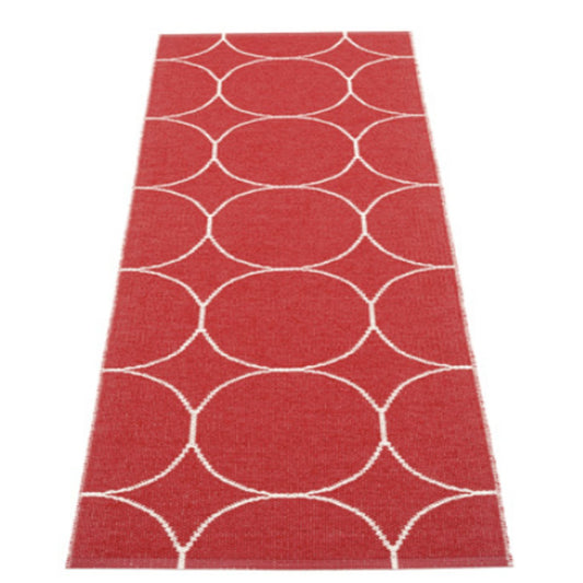 Boo Runner-Red Eleish Van Breems Home